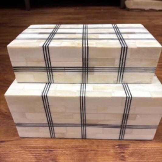 Large Hatch Pattern Bone Box