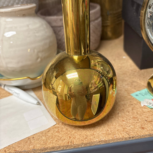 Gold vase(single stem)