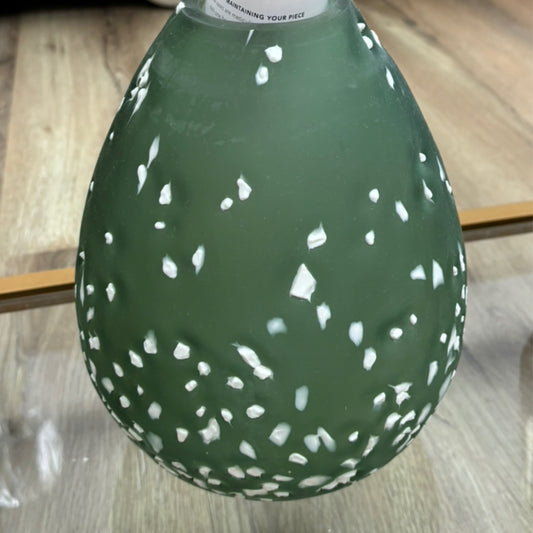 Chani vase