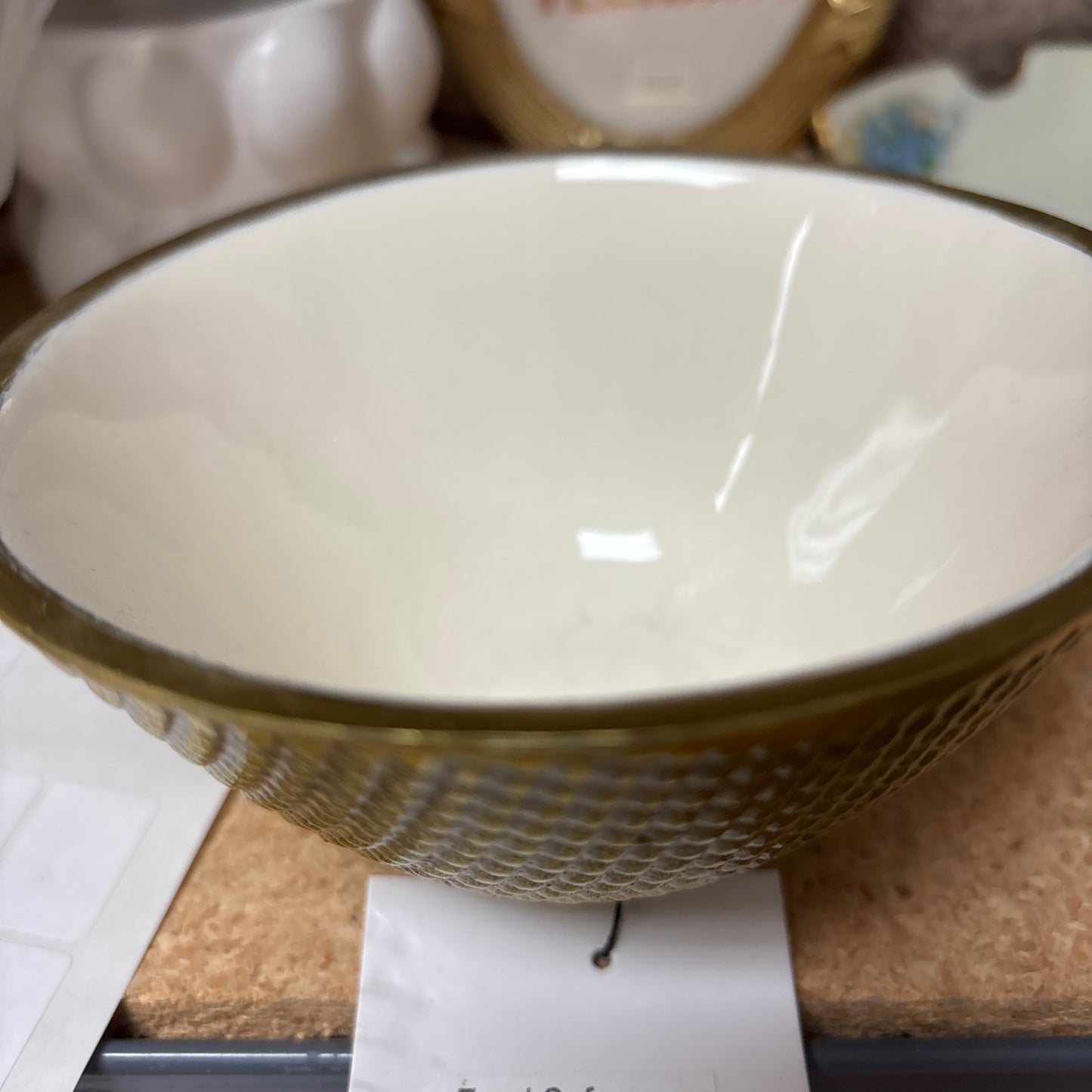 Decorative bowl (gold/ivory)