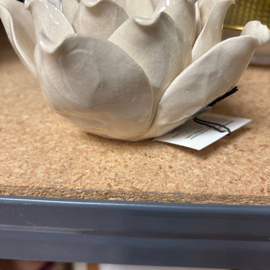 Ivory lotus tea light holder