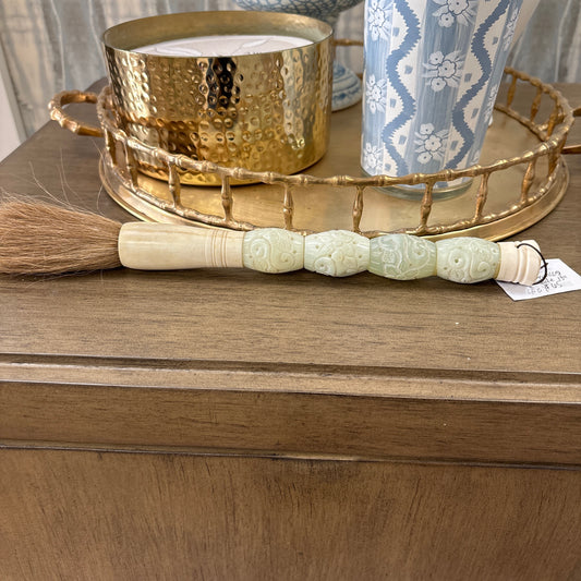 Drum Shaped Neutral Jade Calligraphy Brush-13"