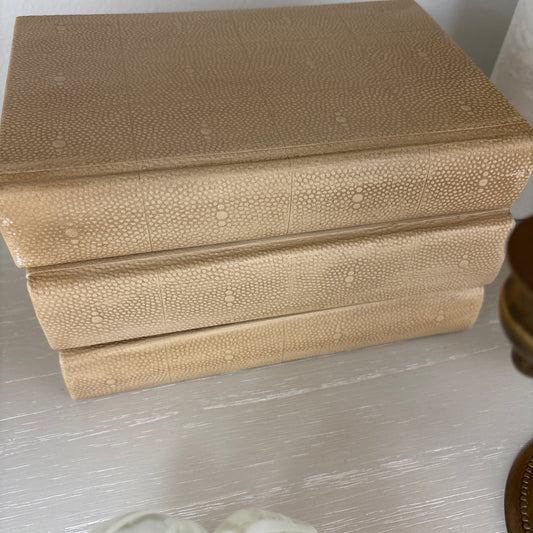 VH faux books