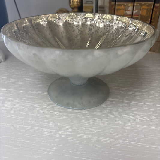 Mirrored bowl