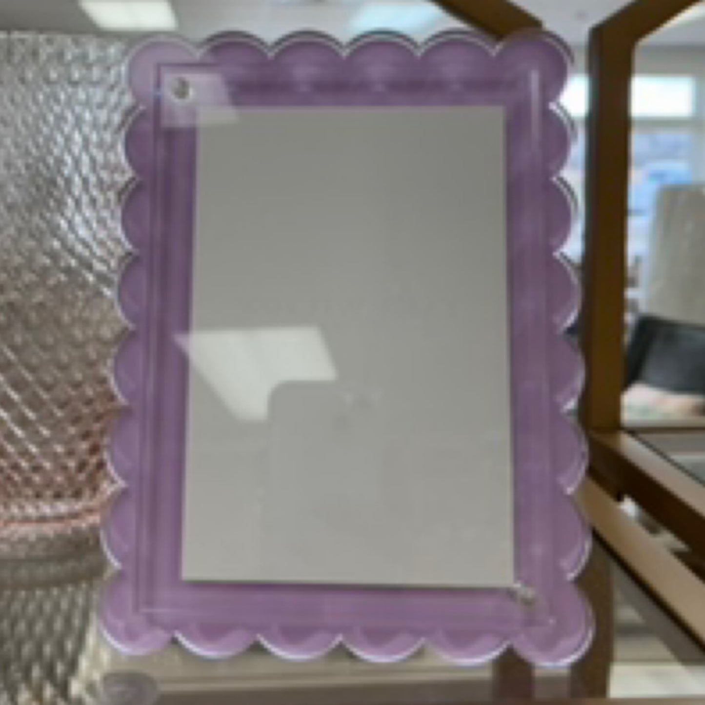 Scallop Frame-Lavender